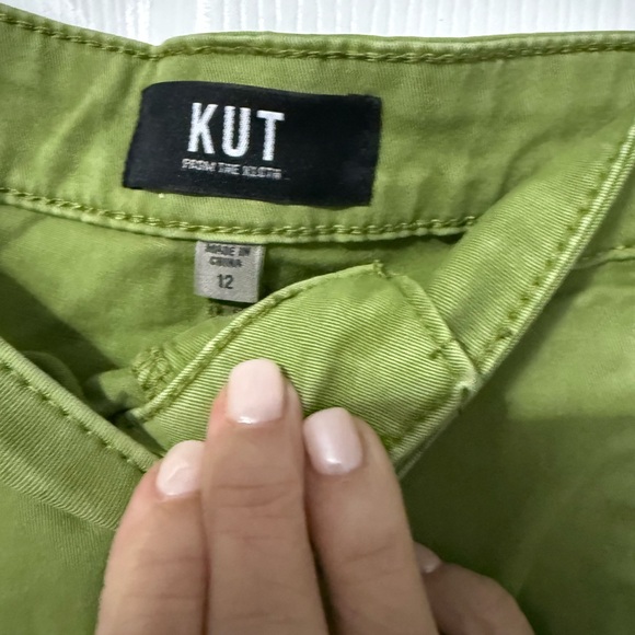 Kut from the Kloth Olive Ashton High Rise Barrel Leg Jeans- 12 - Picture 6 of 9